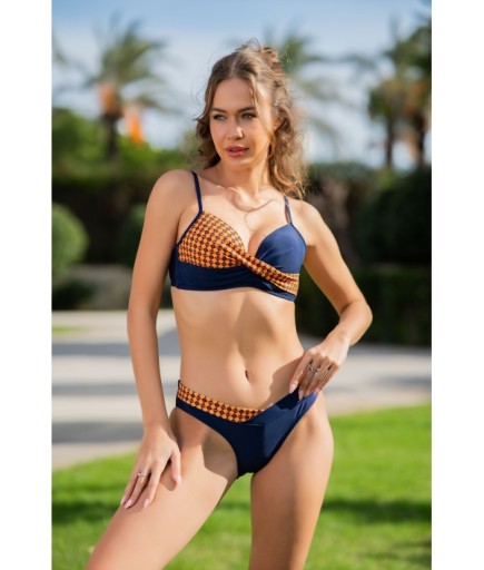 RUKOMAYO LACİVERT TURUNCU DESENLİ DÖNMELİ MODEL OMUZDAN AYAR ASKILI LYCRA KUMAŞ KEMERLİ BİKİNİ