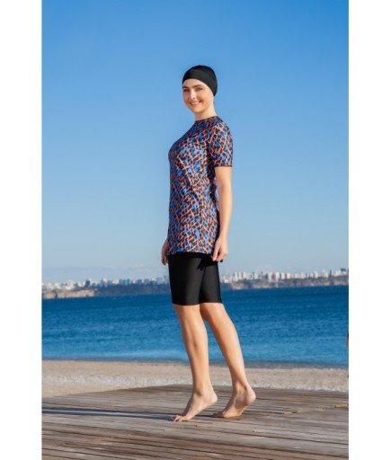 RUKOMAYO SİYAH  DESENLİ YARIM KOL BÜYÜK BEDEN LYCRA ( SU İTİCİ VE ÇABUK KURUYAN ) KUMAŞ YARI TESETTÜR MAYO